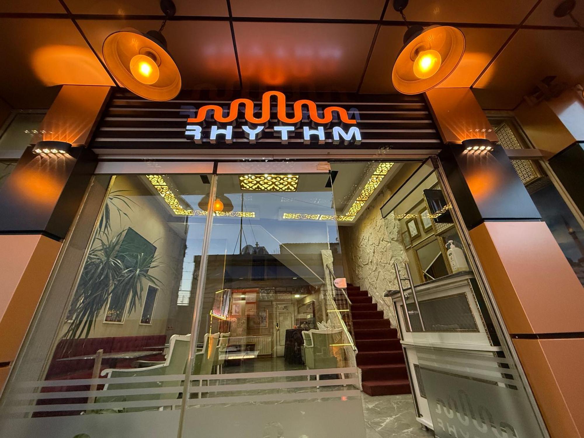 Rhythm 2* Istambul