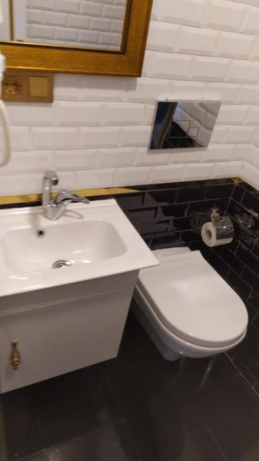 Rhythm 5* Istanbul
