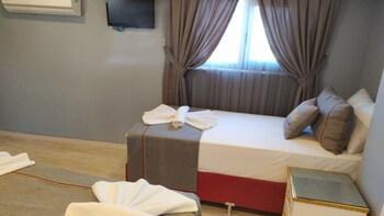 Rhythm Otel 2*